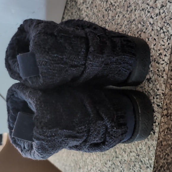 Muk Luks Lauren-Cozy Navy Faux Suede Knit Cuff Boots - Picture 3 of 4